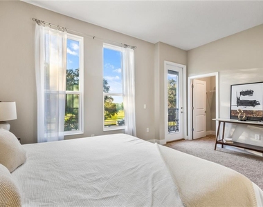 1800 Houston Street - Photo Thumbnail 12
