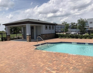 1800 Houston Street - Photo Thumbnail 21