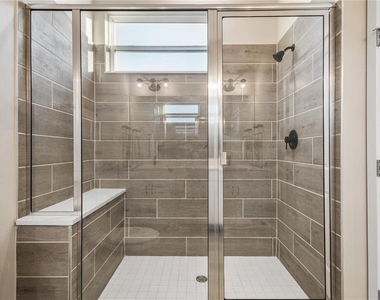 1800 Houston Street - Photo Thumbnail 16
