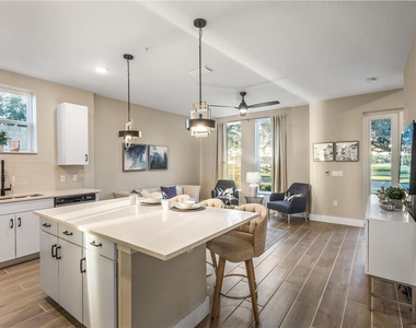 1800 Houston Street - Photo Thumbnail 6