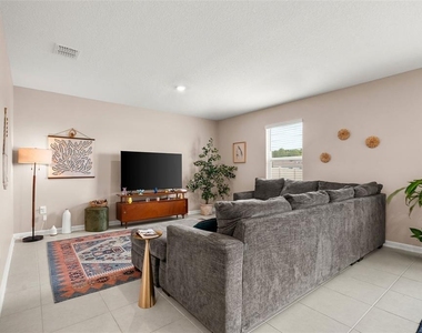 5863 Le Marin Way - Photo Thumbnail 6