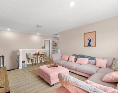 5863 Le Marin Way - Photo Thumbnail 14