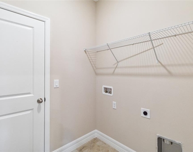 1247 Silo Drive - Photo Thumbnail 16