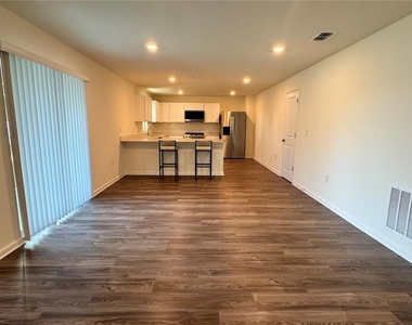 2275 Nw 23rd Road - Photo Thumbnail 8
