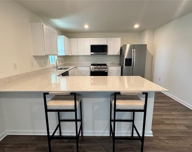 2275 Nw 23rd Road - Photo Thumbnail 6
