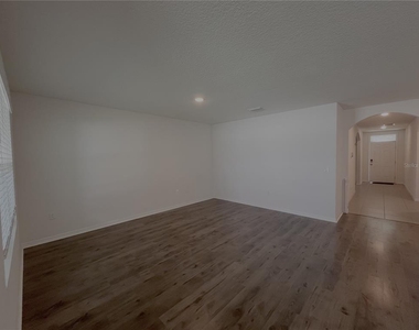 5001 Sw 97th Place - Photo Thumbnail 7