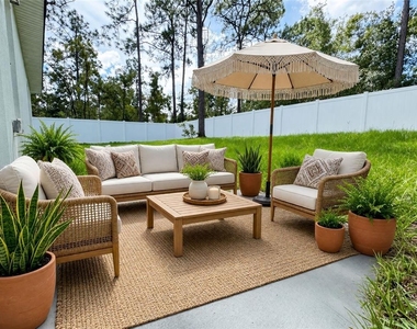 7130 N Glenridge Circle - Photo Thumbnail 38