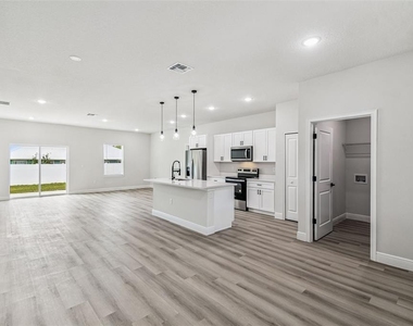 13053 Sw 36th Court - Photo Thumbnail 8