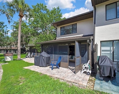 1637 Se Paradise Circle - Photo Thumbnail 24