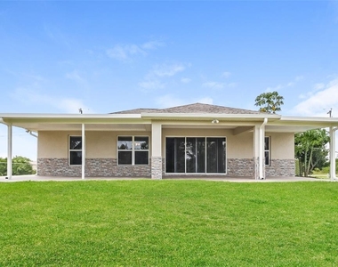 3318 34th Street Sw - Photo Thumbnail 14