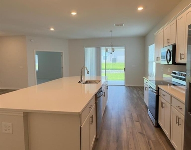 1701 Astrid Road - Photo Thumbnail 4