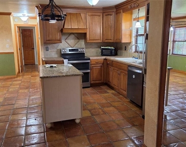 13700 Se 54 Court - Photo Thumbnail 17