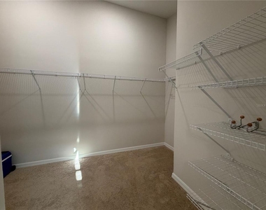 1563 Ellesmere Avenue - Photo Thumbnail 8
