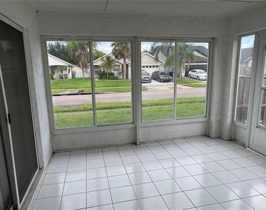 3215 Crystal Creek Boulevard - Photo Thumbnail 16