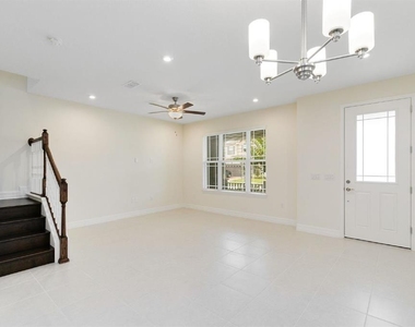 2232 Centerra Loop - Photo Thumbnail 5