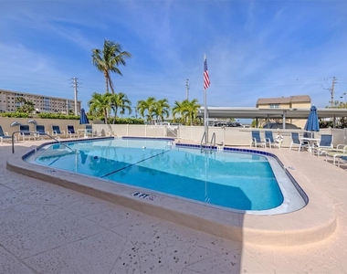 1400 Tarpon Center Drive - Photo Thumbnail 15