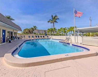 1400 Tarpon Center Drive - Photo Thumbnail 14