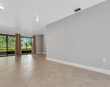 412 Howard Avenue - Photo Thumbnail 11