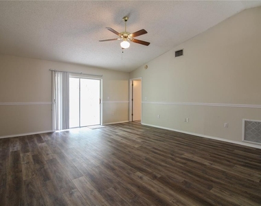 527 Emerald Cove Loop - Photo Thumbnail 1