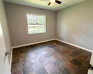 4919 Ne 2nd Avenue - Photo Thumbnail 6