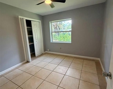 4919 Ne 2nd Avenue - Photo Thumbnail 3