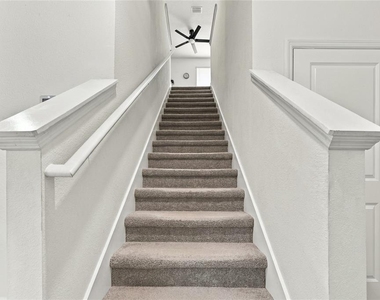 5166 Sw 48th Lane - Photo Thumbnail 9