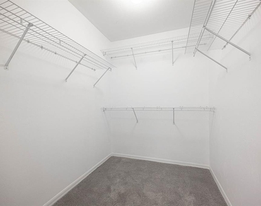 6106 Sw 85th Street - Photo Thumbnail 12