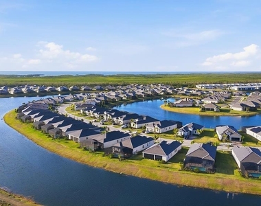 14051 Heritage Landing Boulevard - Photo Thumbnail 64
