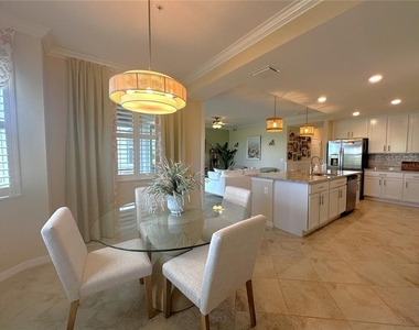 14051 Heritage Landing Boulevard - Photo Thumbnail 5