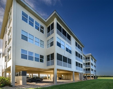 101 N Marion Court - Photo Thumbnail 51