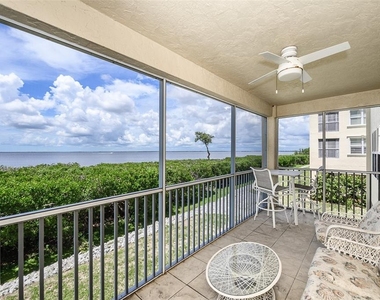 101 N Marion Court - Photo Thumbnail 1