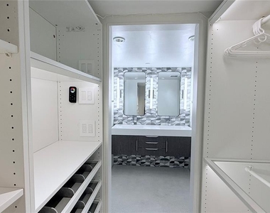 3301 Bayshore Boulevard - Photo Thumbnail 19