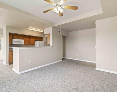 1020 Villagio Circle - Photo Thumbnail 8