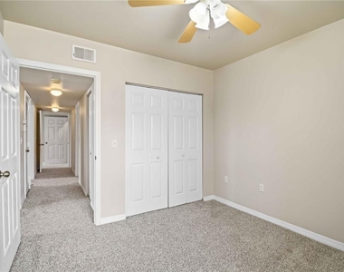 1020 Villagio Circle - Photo Thumbnail 22