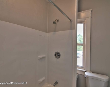511 N Main Street - Photo Thumbnail 26