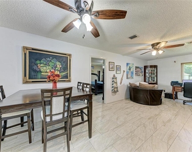 1520 Sunnyhills Drive - Photo Thumbnail 11