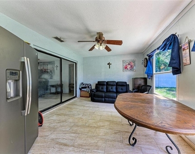 1520 Sunnyhills Drive - Photo Thumbnail 25