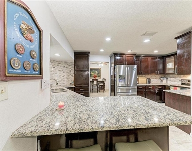 1520 Sunnyhills Drive - Photo Thumbnail 6
