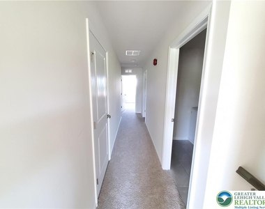 1081 Turnstone Drive - Photo Thumbnail 26