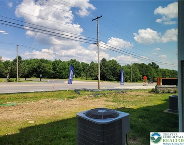 1081 Turnstone Drive - Photo Thumbnail 16