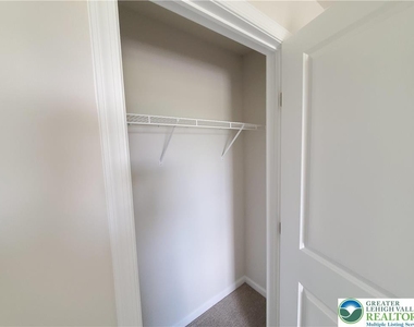 1081 Turnstone Drive - Photo Thumbnail 32