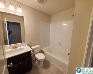 1081 Turnstone Drive - Photo Thumbnail 28