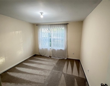 356 Redclover Lane - Photo Thumbnail 44