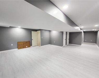 356 Redclover Lane - Photo Thumbnail 28