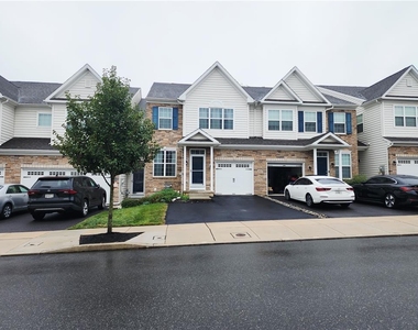 356 Redclover Lane - Photo Thumbnail 2