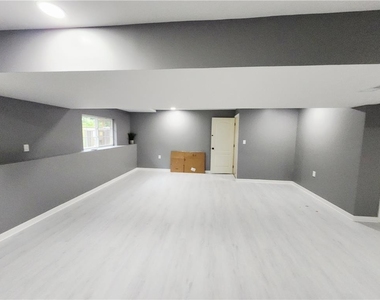 356 Redclover Lane - Photo Thumbnail 32