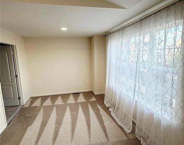 356 Redclover Lane - Photo Thumbnail 39