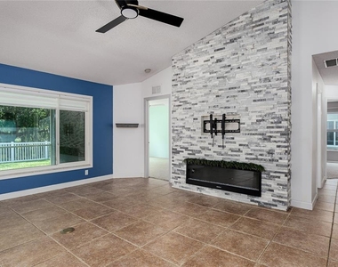 4008 Kingsfield Drive - Photo Thumbnail 12