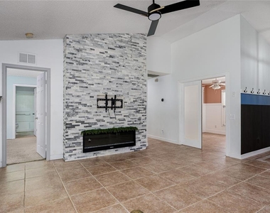 4008 Kingsfield Drive - Photo Thumbnail 11