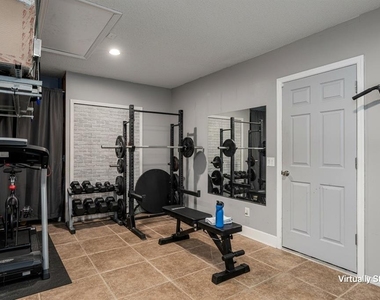 4008 Kingsfield Drive - Photo Thumbnail 30